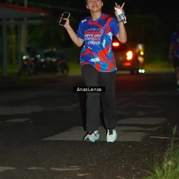 Runner Photo 6040104