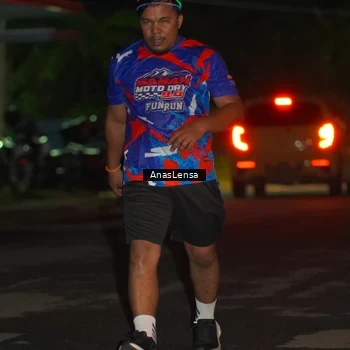 Runner Photo 6040112