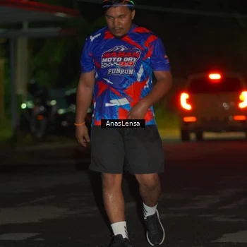 Runner Photo 6040119