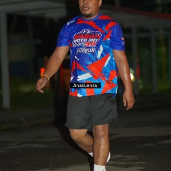 Runner Photo 6040121