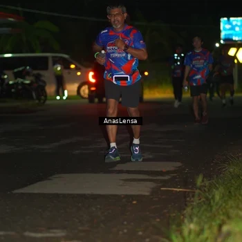 Runner Photo 6040127
