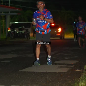Runner Photo 6040163