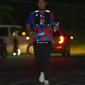 Runner Photo 6040175