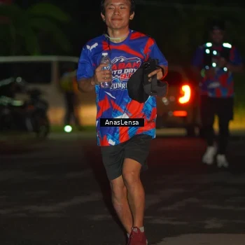 Runner Photo 6040199