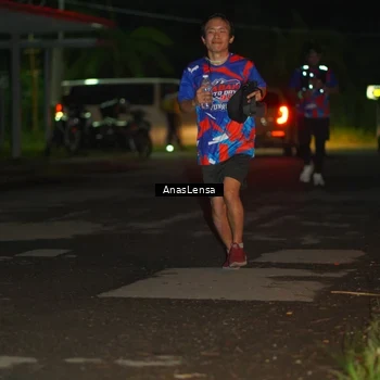 Runner Photo 6040201