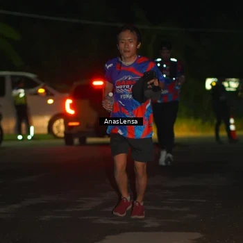 Runner Photo 6040202