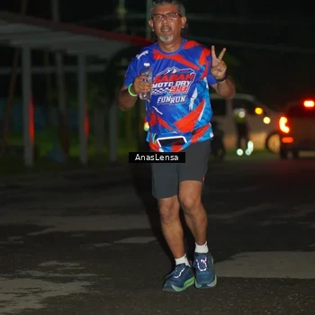 Runner Photo 6040217