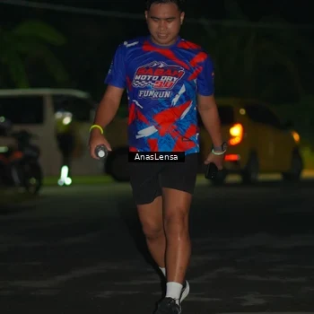 Runner Photo 6040246