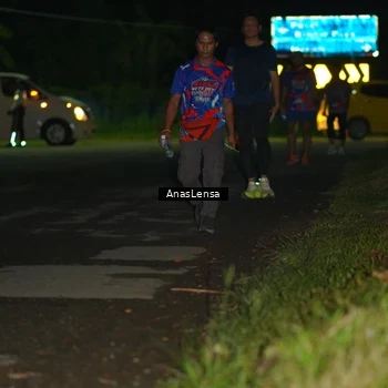 Runner Photo 6040279