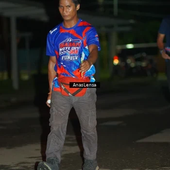 Runner Photo 6040304