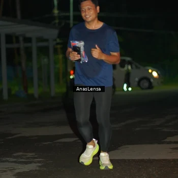Runner Photo 6040316