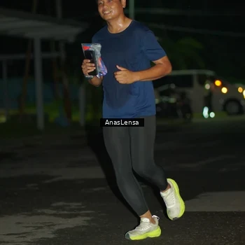 Runner Photo 6040321