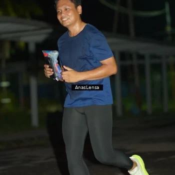 Runner Photo 6040331