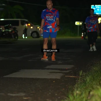 Runner Photo 6040339