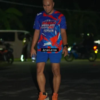 Runner Photo 6040359