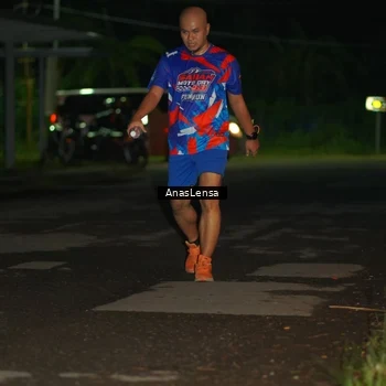 Runner Photo 6040362