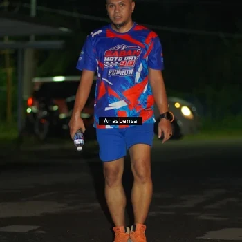 Runner Photo 6040369