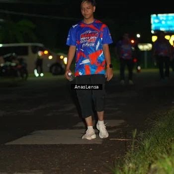 Runner Photo 6040377