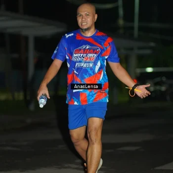 Runner Photo 6040400