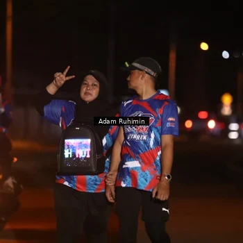 Runner Photo 6040405