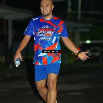 Runner Photo 6040408
