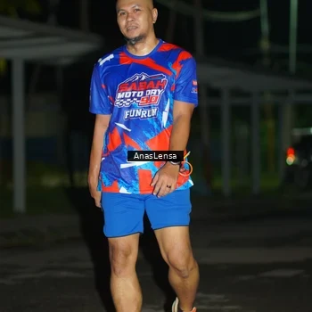 Runner Photo 6040413