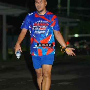 Runner Photo 6040417
