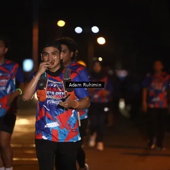 Runner Photo 6040421