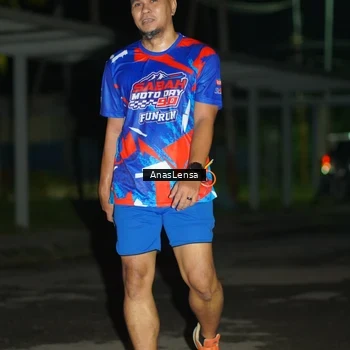 Runner Photo 6040427