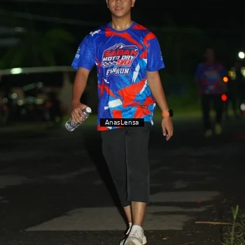 Runner Photo 6040446