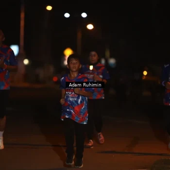 Runner Photo 6040471