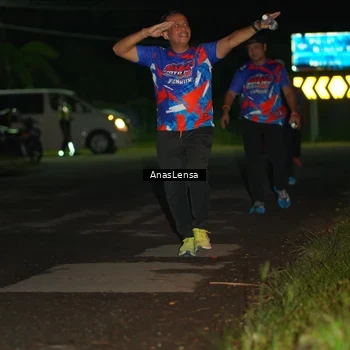 Runner Photo 6040478