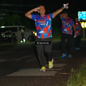 Runner Photo 6040495
