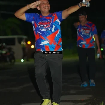 Runner Photo 6040513