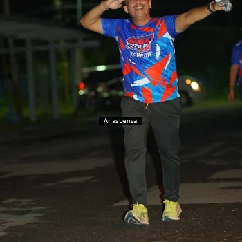 Runner Photo 6040530