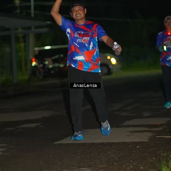 Runner Photo 6040547