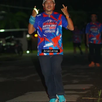 Runner Photo 6040580