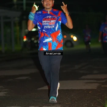 Runner Photo 6040588