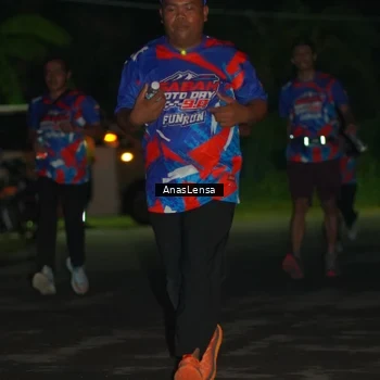 Runner Photo 6040596