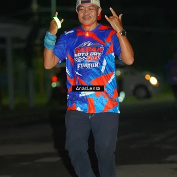 Runner Photo 6040605