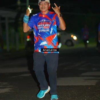 Runner Photo 6040616