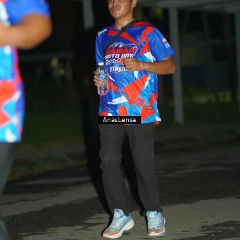Runner Photo 6040633