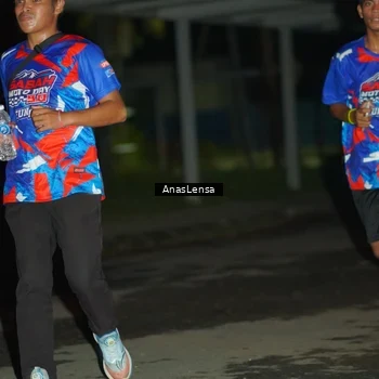 Runner Photo 6040635