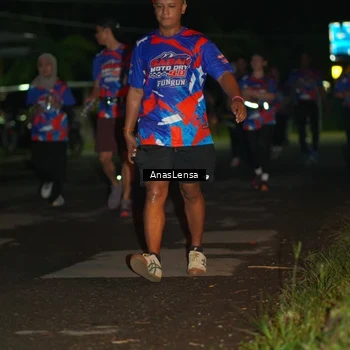 Runner Photo 6040650