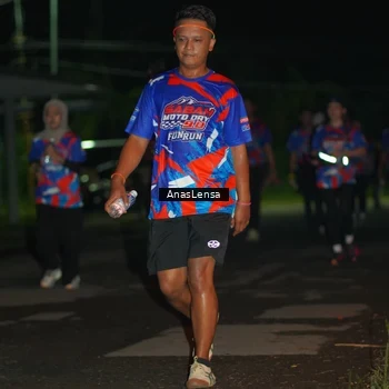 Runner Photo 6040652