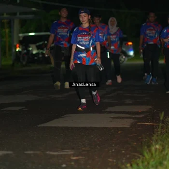 Runner Photo 6040667