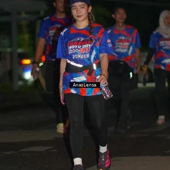 Runner Photo 6040676