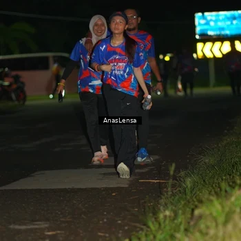 Runner Photo 6040678