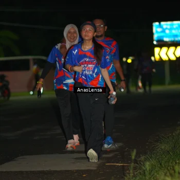 Runner Photo 6040681