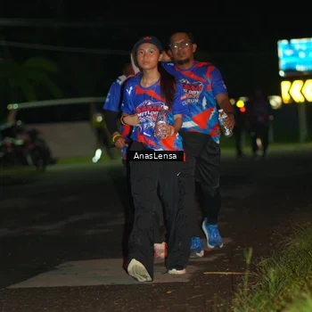 Runner Photo 6040685